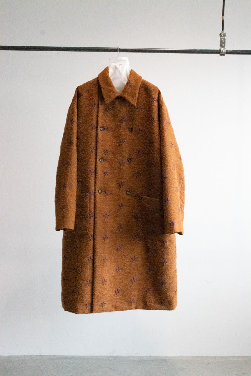floating jacquard coat